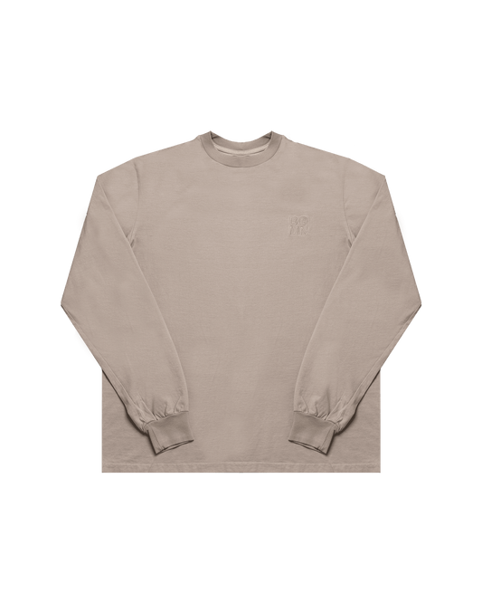 b long sleeve shirt