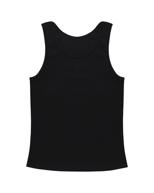b black tank top