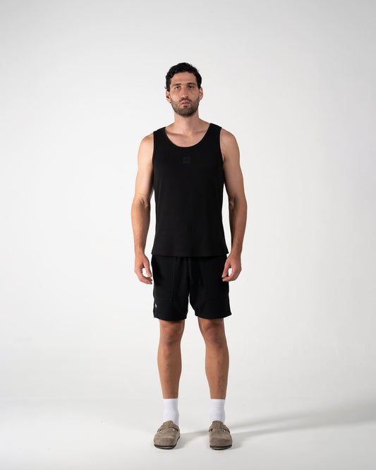 b black tank top
