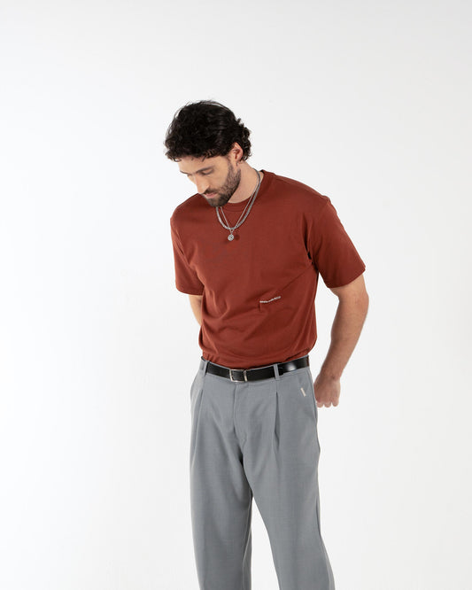 b signature brick red t-shirt